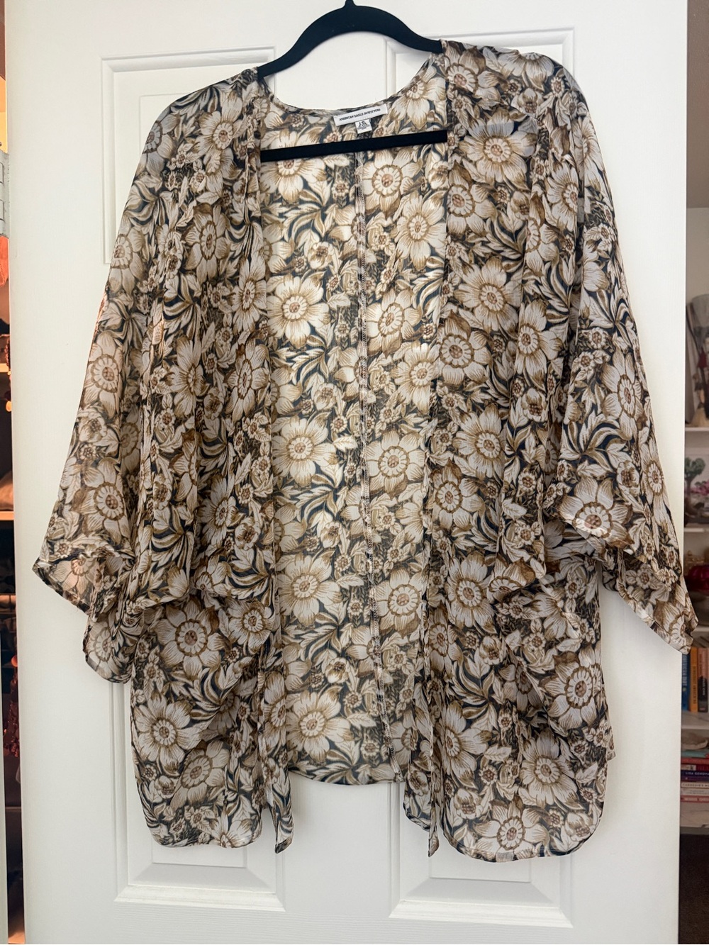 American Eagle Sheer Floral Kimono Cardigan in Neutral Tones
